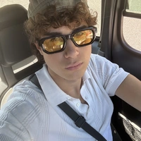 Adri18